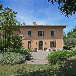 https://villa-sestilia-guest-house.it-tuscanyhotel.com